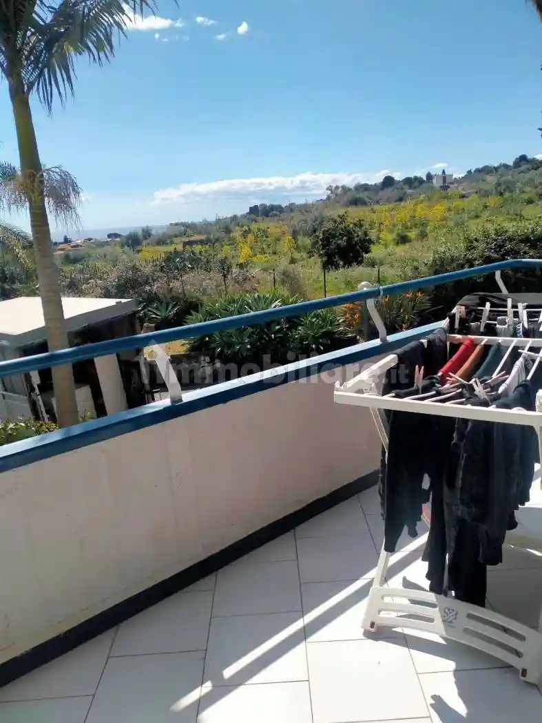 Appartamento in affitto a Aci Castello