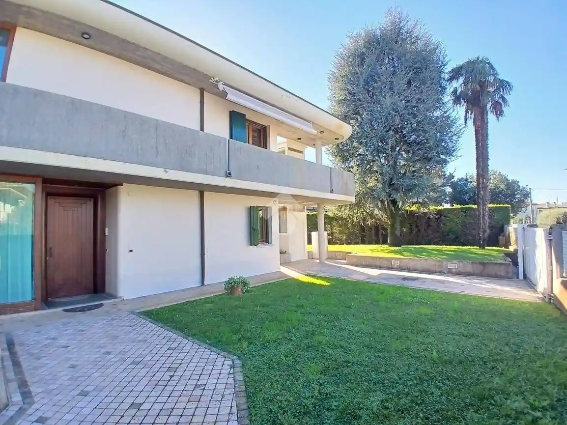 Villa in vendita a Saccolongo