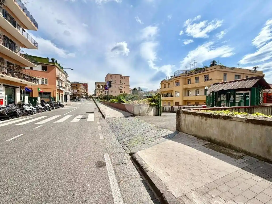 Appartamento in affitto a Napoli