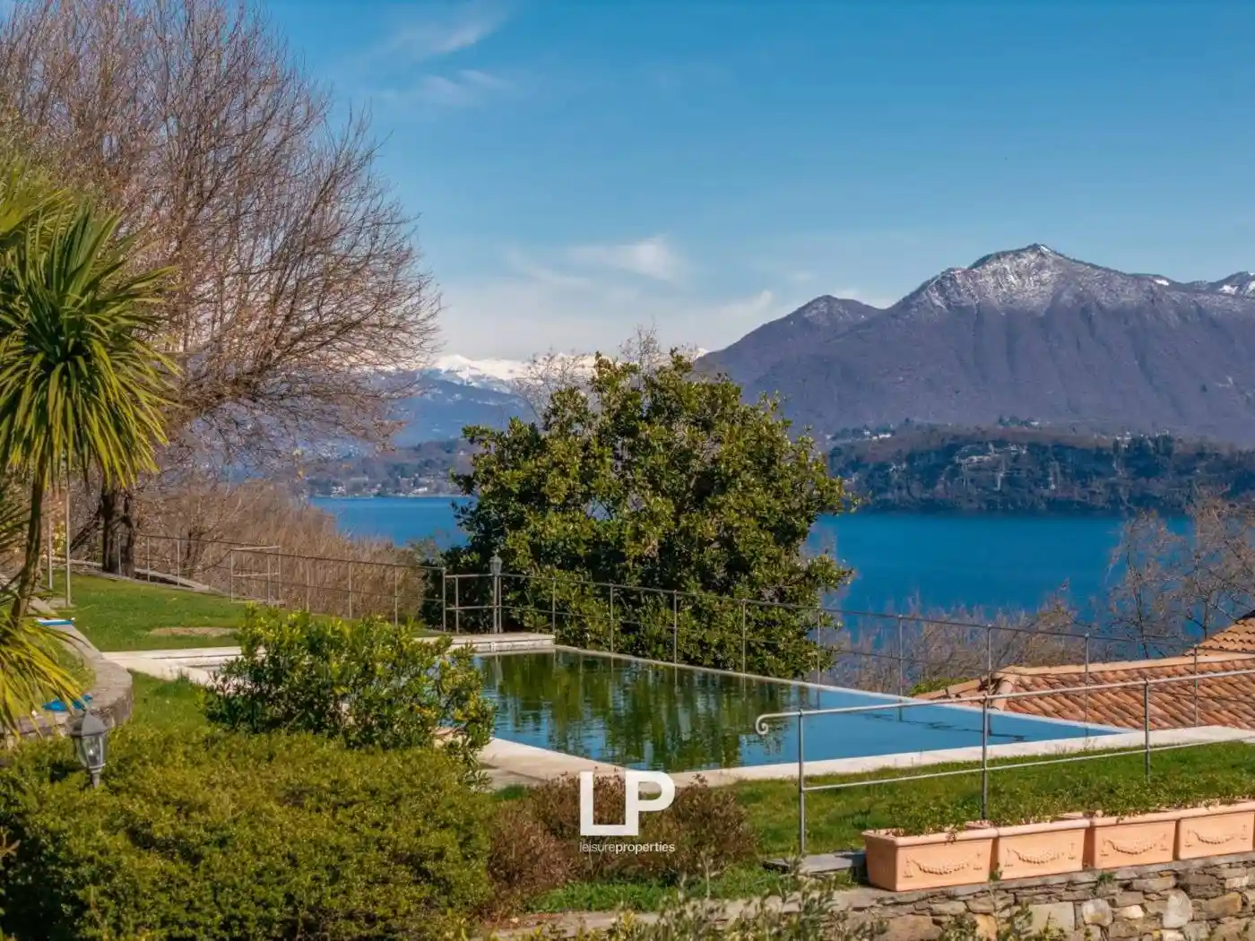 Villa in vendita a Belgirate