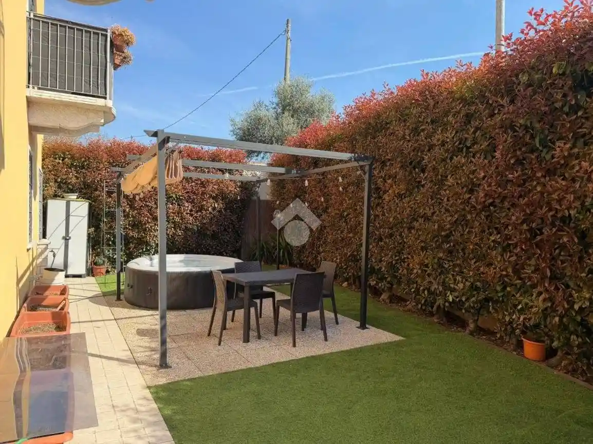 Appartamento in vendita a Boltiere