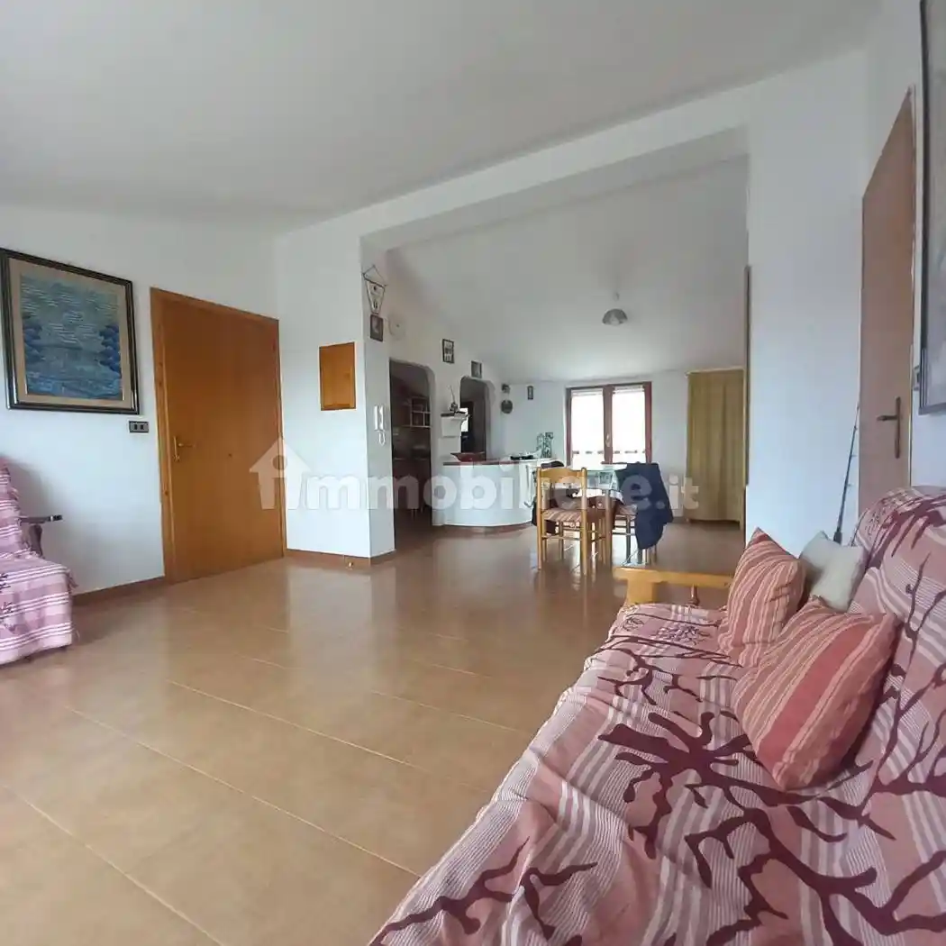 Appartamento in vendita a Roccella Ionica