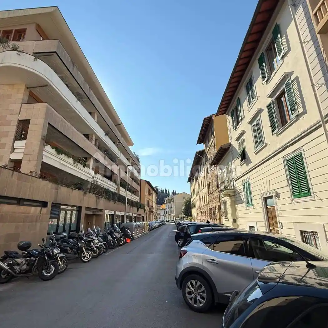 Appartamento in affitto a Firenze