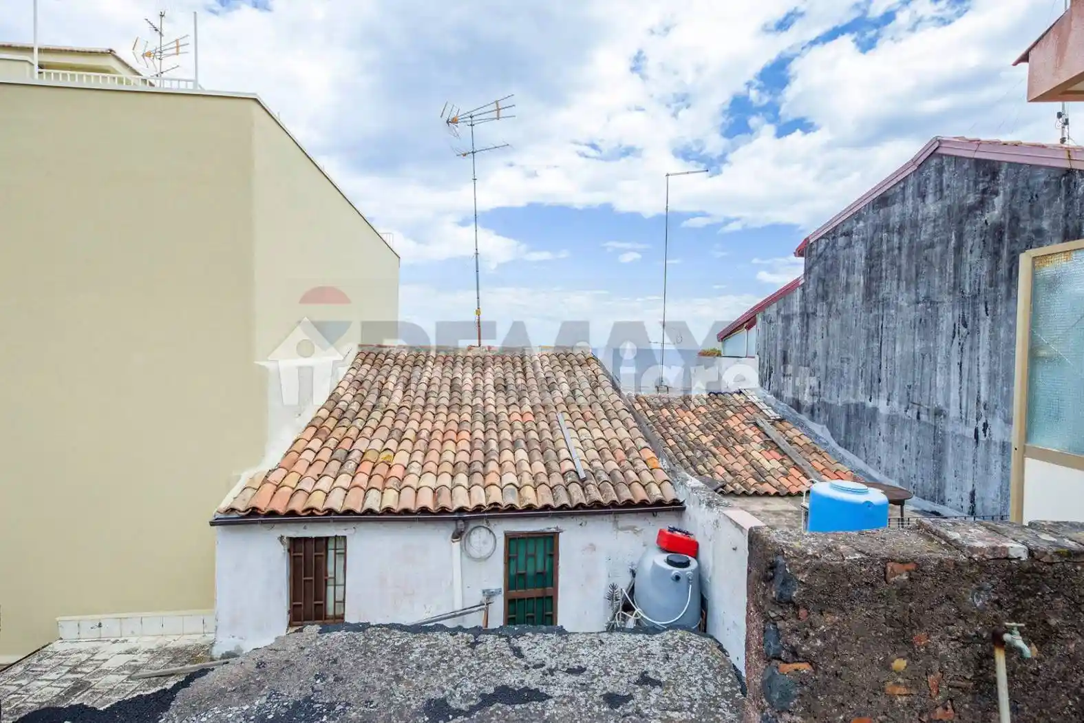 Casa indipendente in vendita a Aci Castello