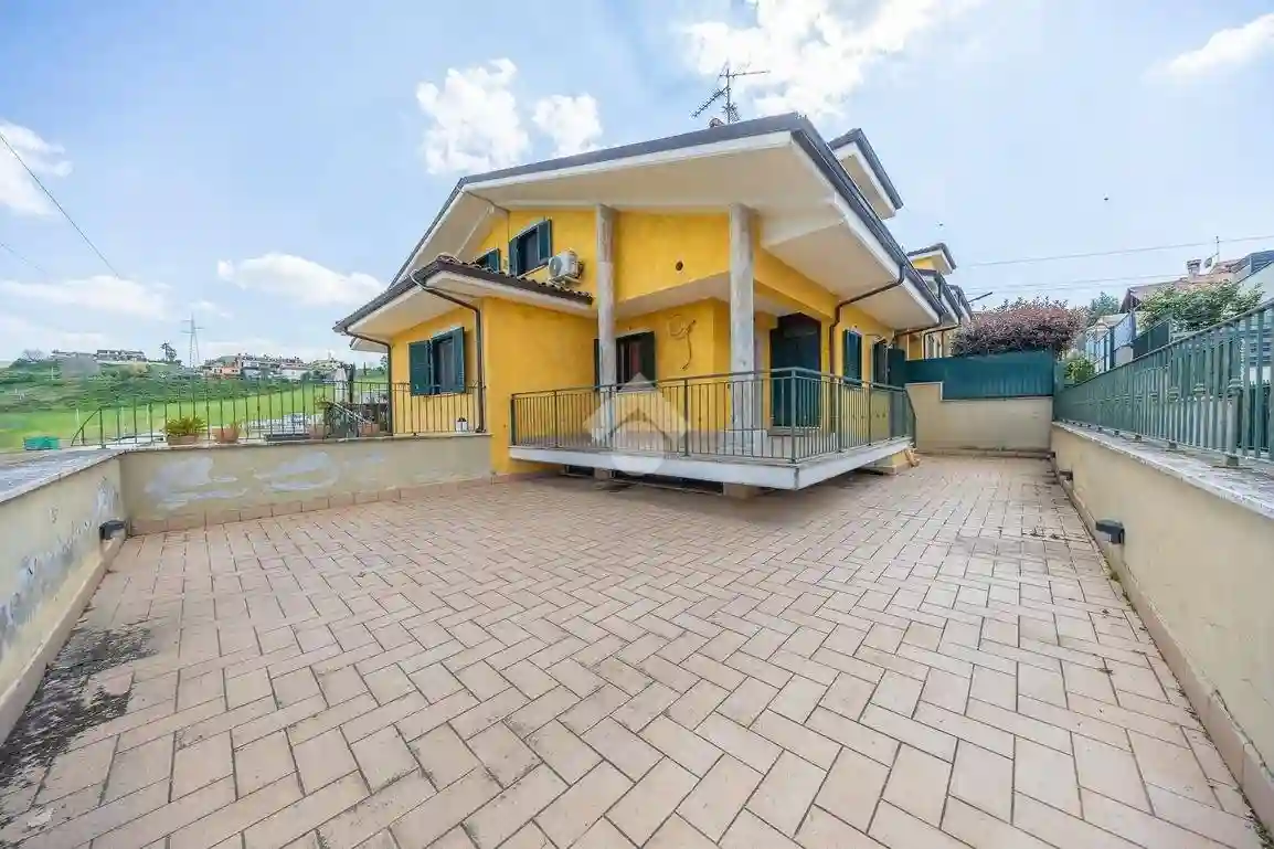 Villetta a schiera - foto 2