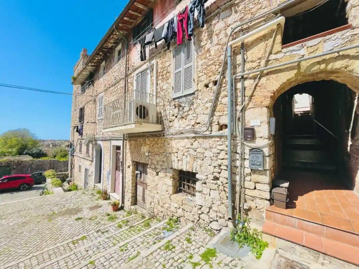 Appartamento in vendita a Terracina