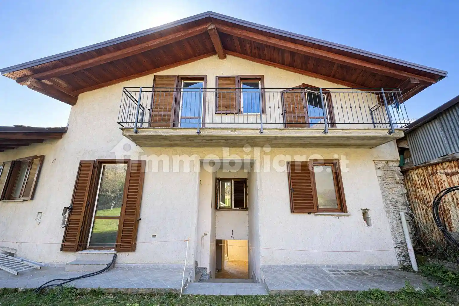 Casa indipendente in vendita a Villar Pellice