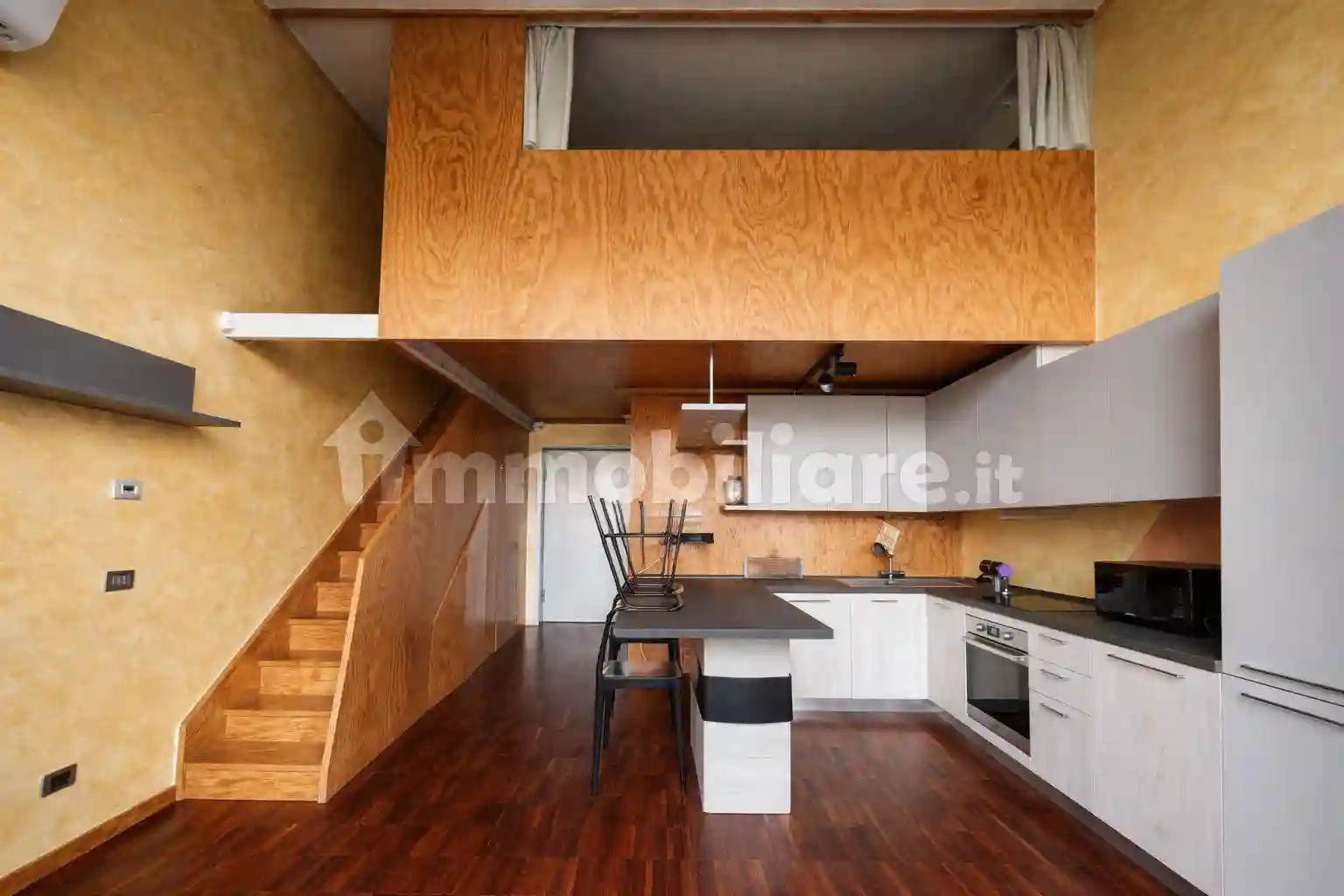Loft - foto 4