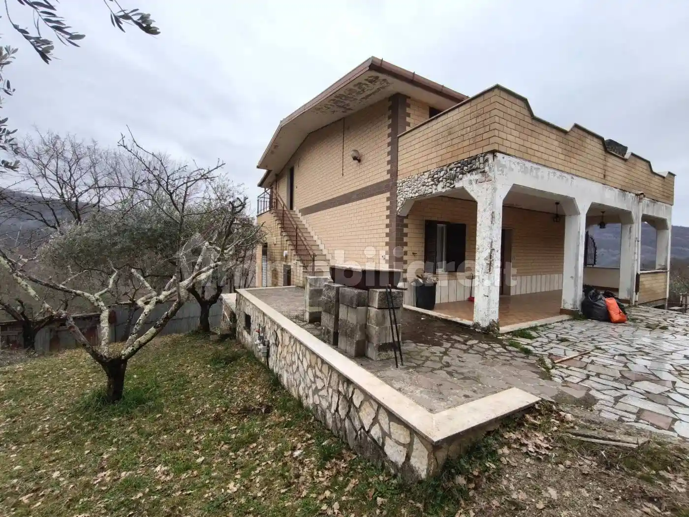 Appartamento in vendita a Agosta