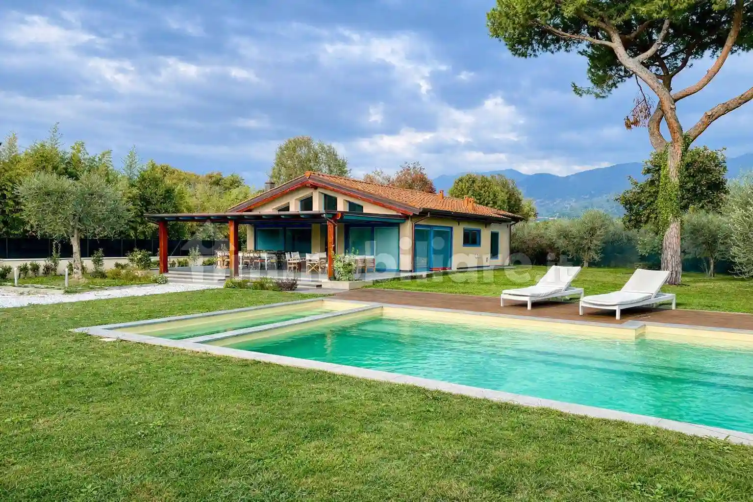 Villa - foto 2