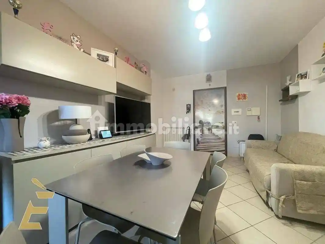 Appartamento in vendita a Pomezia