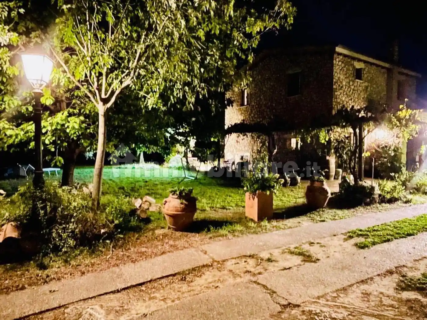 Rustico - Casale in vendita a Palombara Sabina