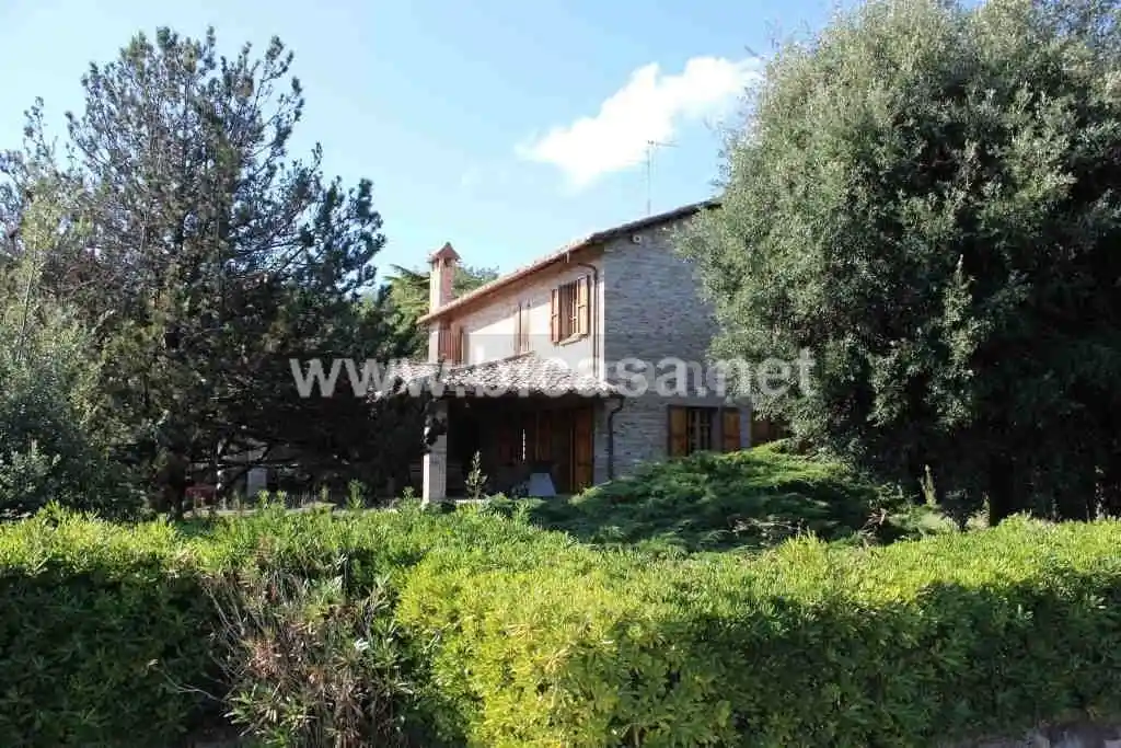 Villa in vendita a Pesaro