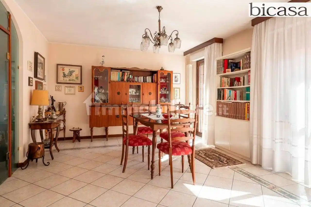 Appartamento in vendita a Pesaro