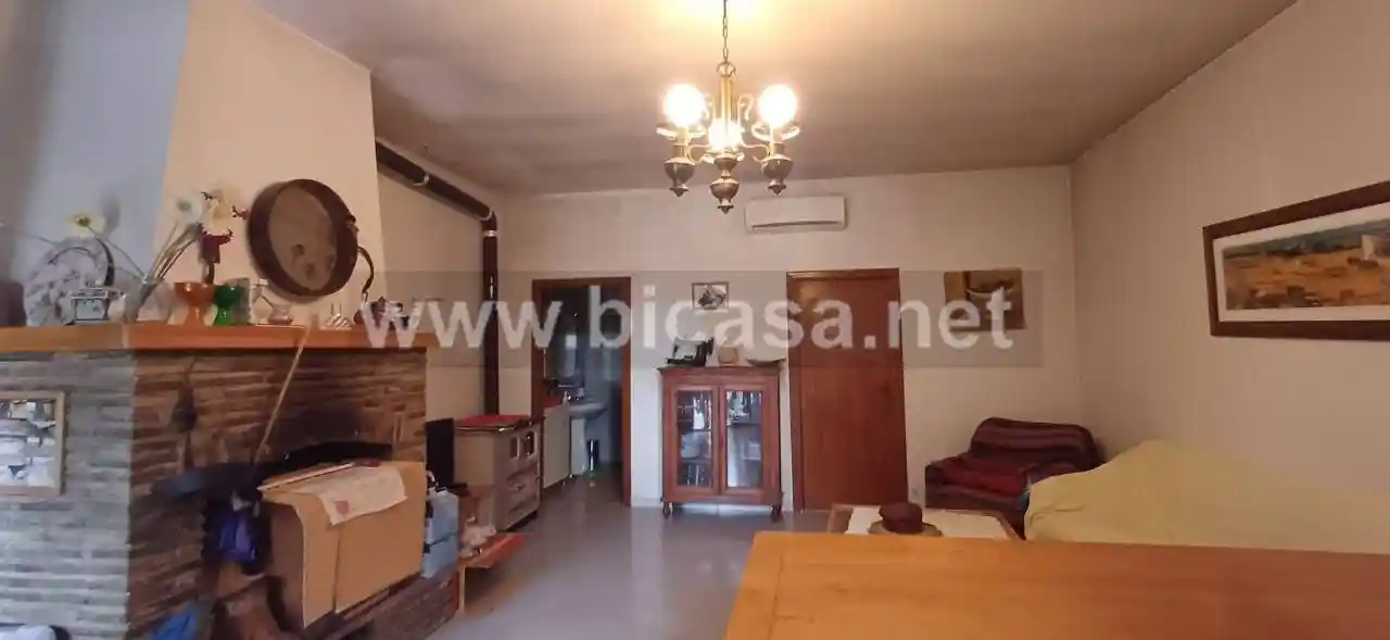 Rustico - Casale in vendita a Pesaro