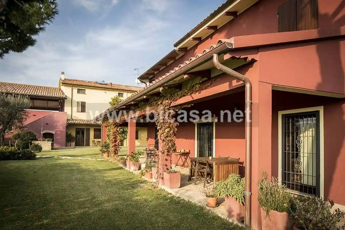 Villa in vendita a Fano