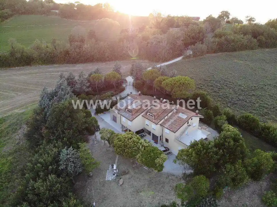 Villa in vendita a Tavullia