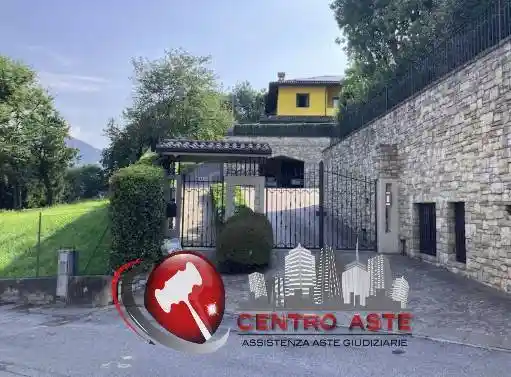 Villa in vendita a Pradalunga