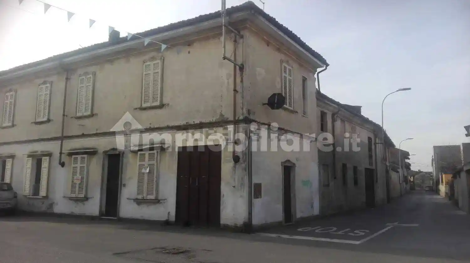 Palazzo - Edificio in vendita a Tromello