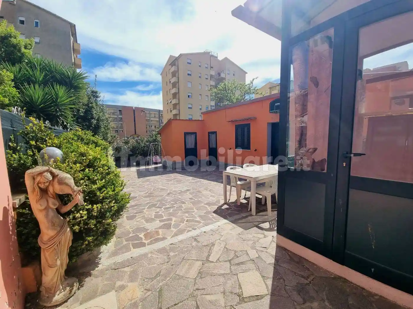 Villa in vendita a Livorno