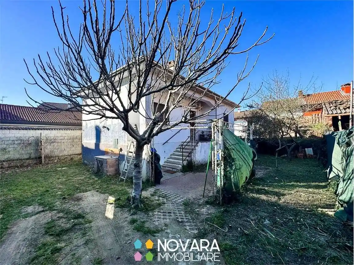 Villa in vendita a Vinzaglio