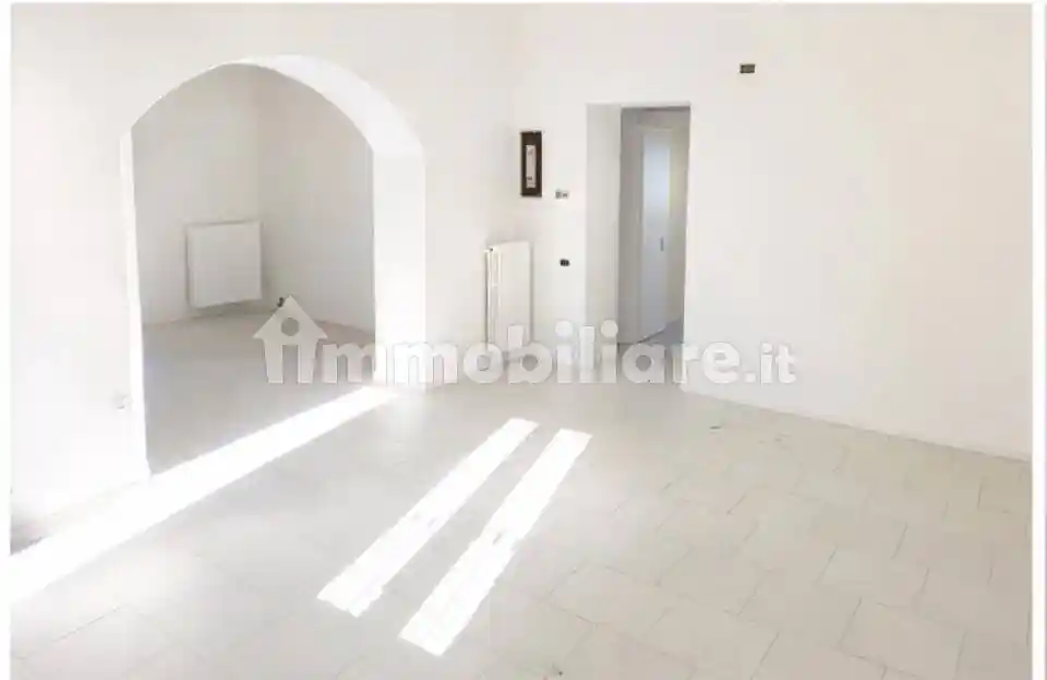 Appartamento in vendita a Turate