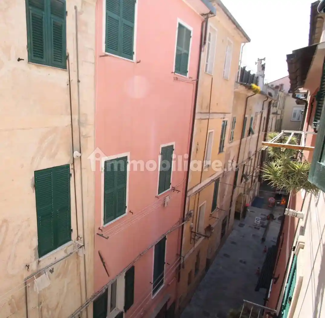 Appartamento in affitto a Loano