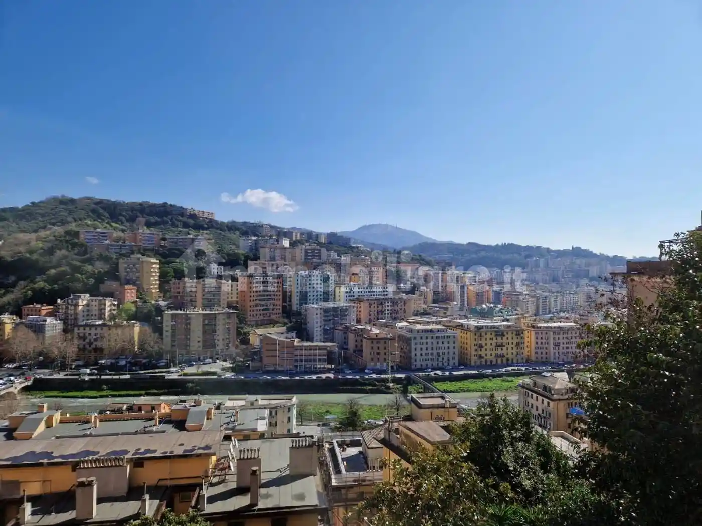 Appartamento in vendita a Genova