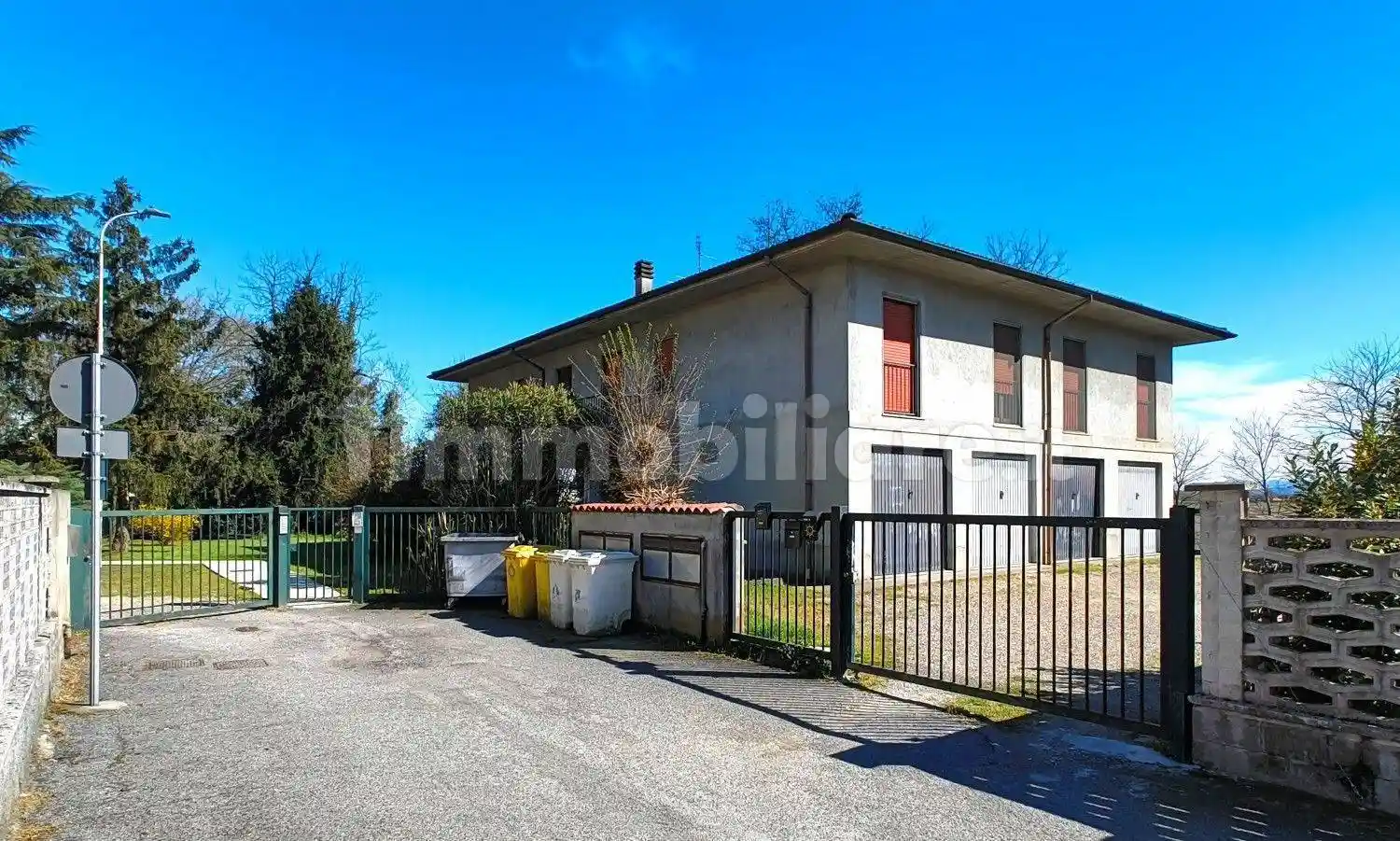 Casa indipendente in vendita a Valle Salimbene