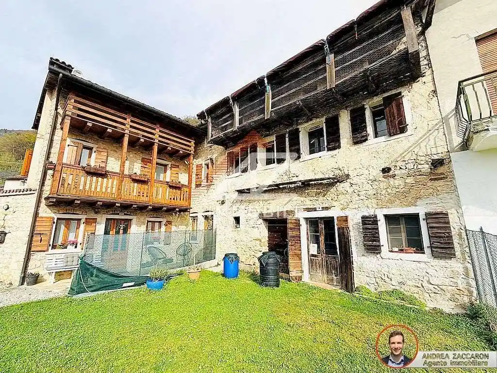 Rustico - Casale in vendita a Miane