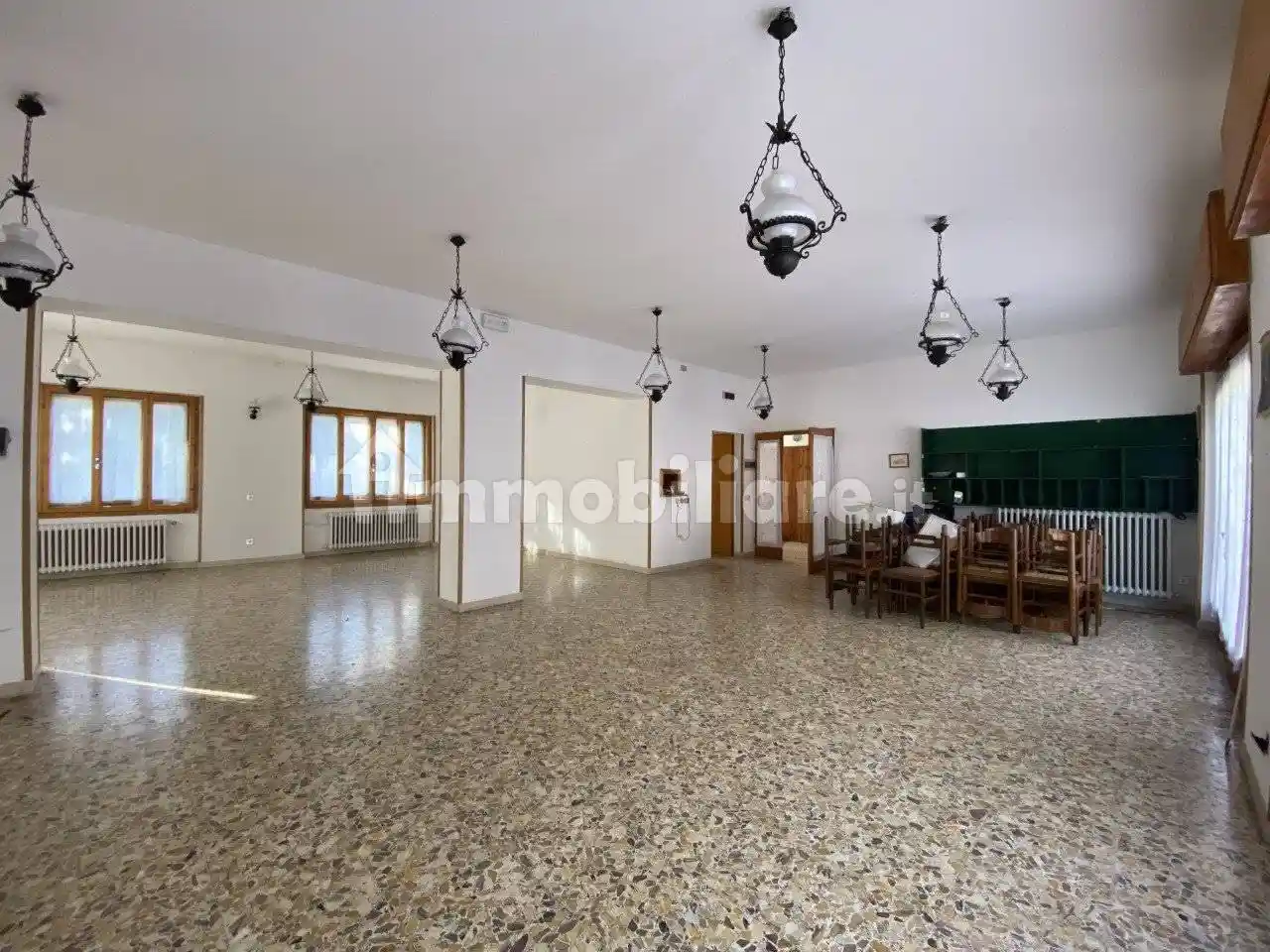 Palazzo - Edificio in vendita a Auronzo di Cadore