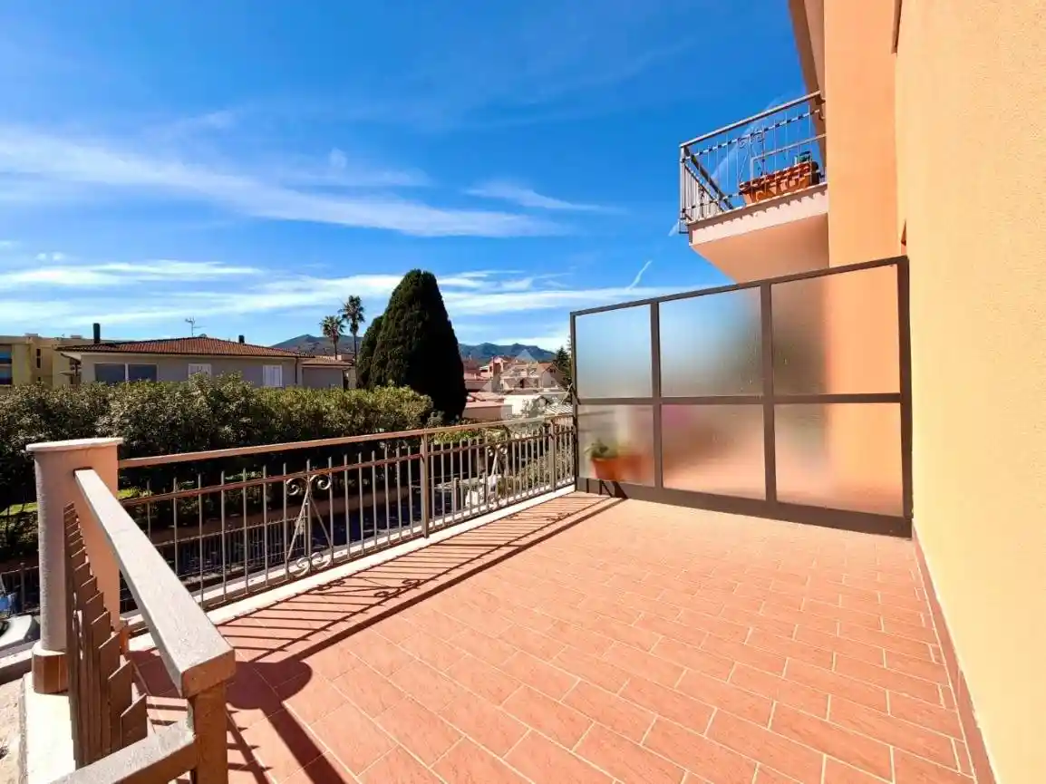 Appartamento in vendita a Albenga