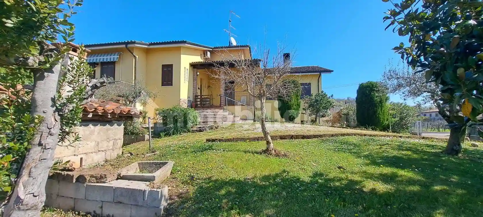 Villa - foto 2