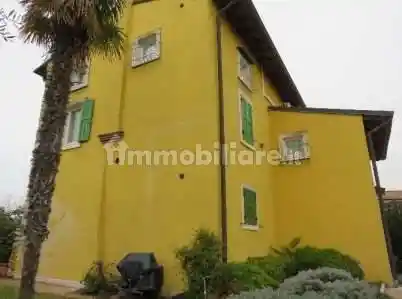 Villa in vendita a Affi