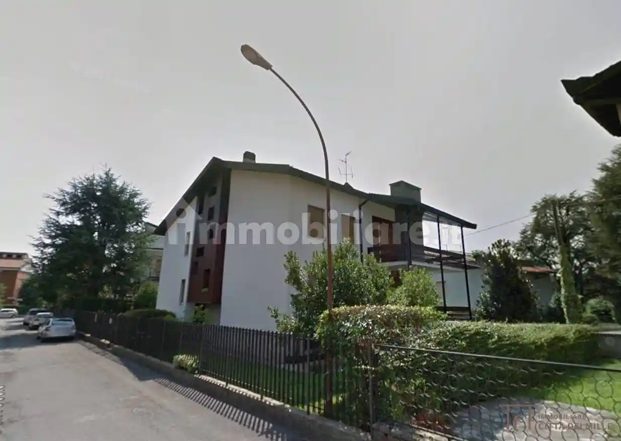 Casa indipendente in vendita a Bergamo