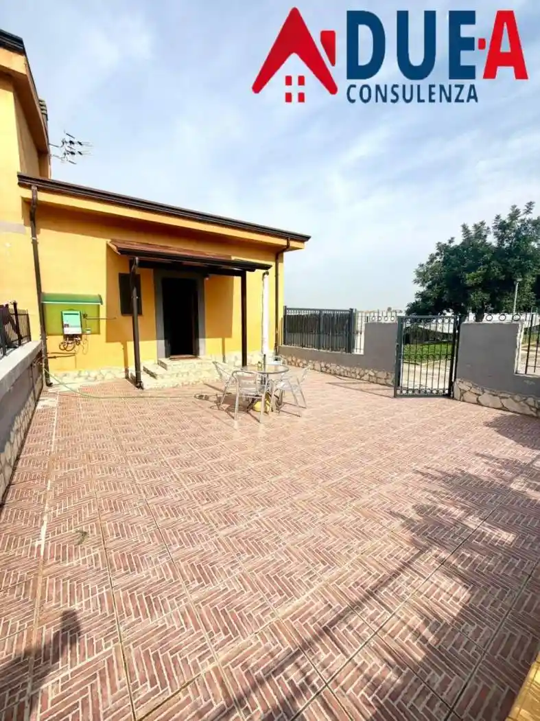 Villa in affitto a Giugliano in Campania