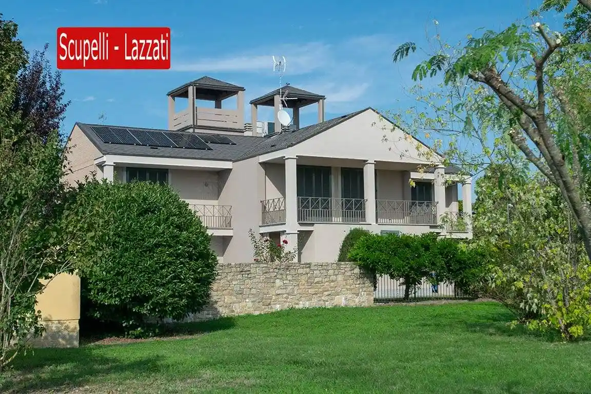 Villa in vendita a Voghera