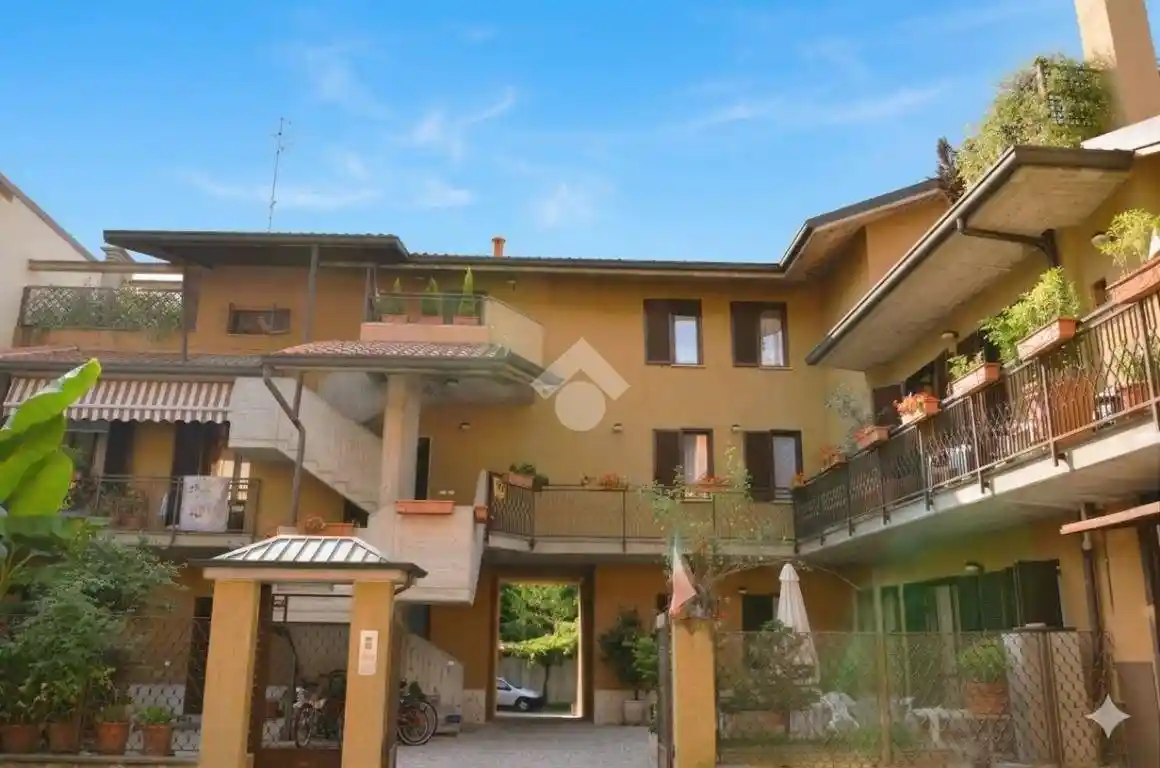 Appartamento in vendita a Vimercate