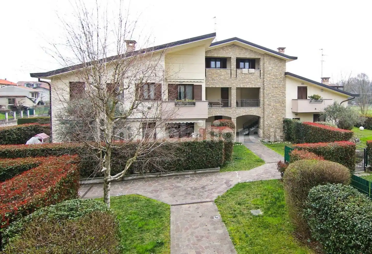 Appartamento in vendita a Cogliate