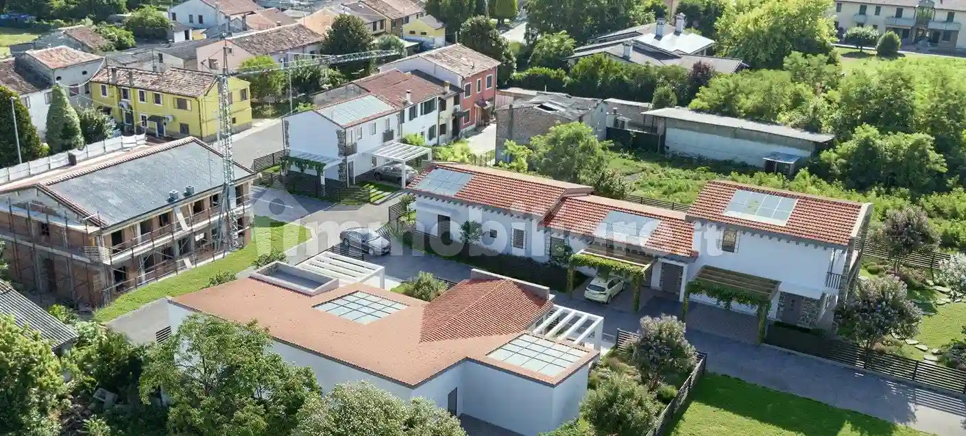 Villetta a schiera - foto 2