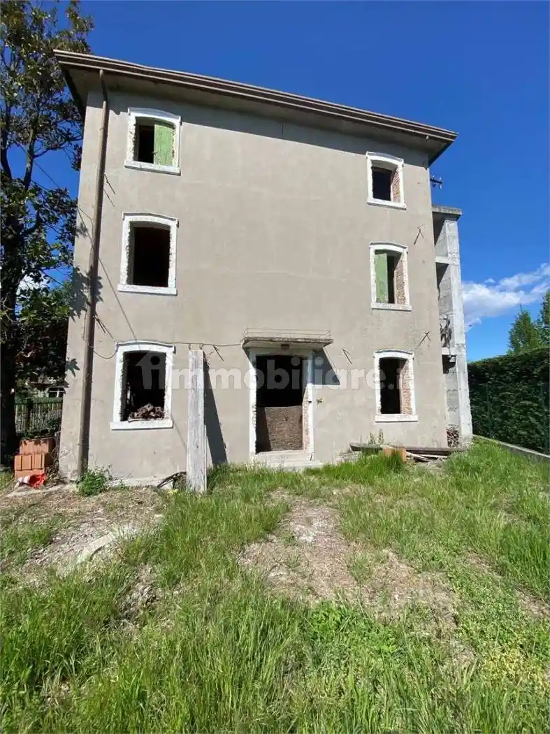 Casa indipendente in vendita a Cappella Maggiore