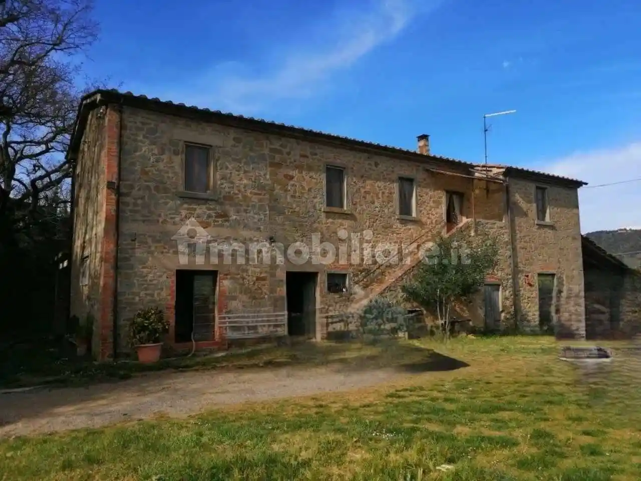 Rustico - Casale in vendita a Cortona