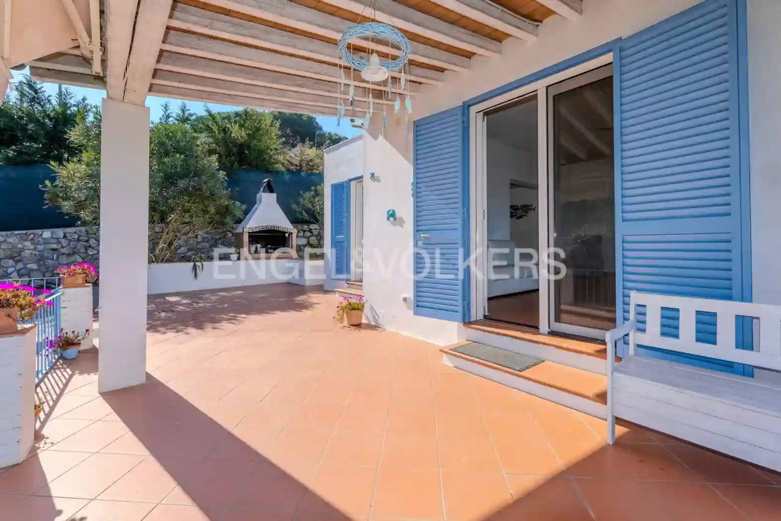 Villa - foto 2