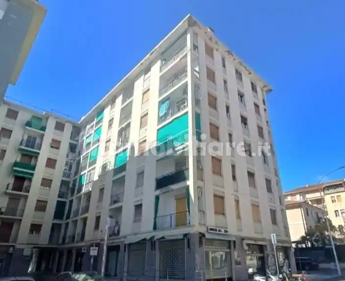 Appartamento in vendita a Taggia