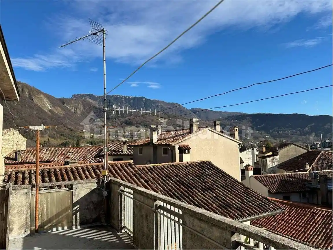 Casa indipendente in vendita a Vittorio Veneto