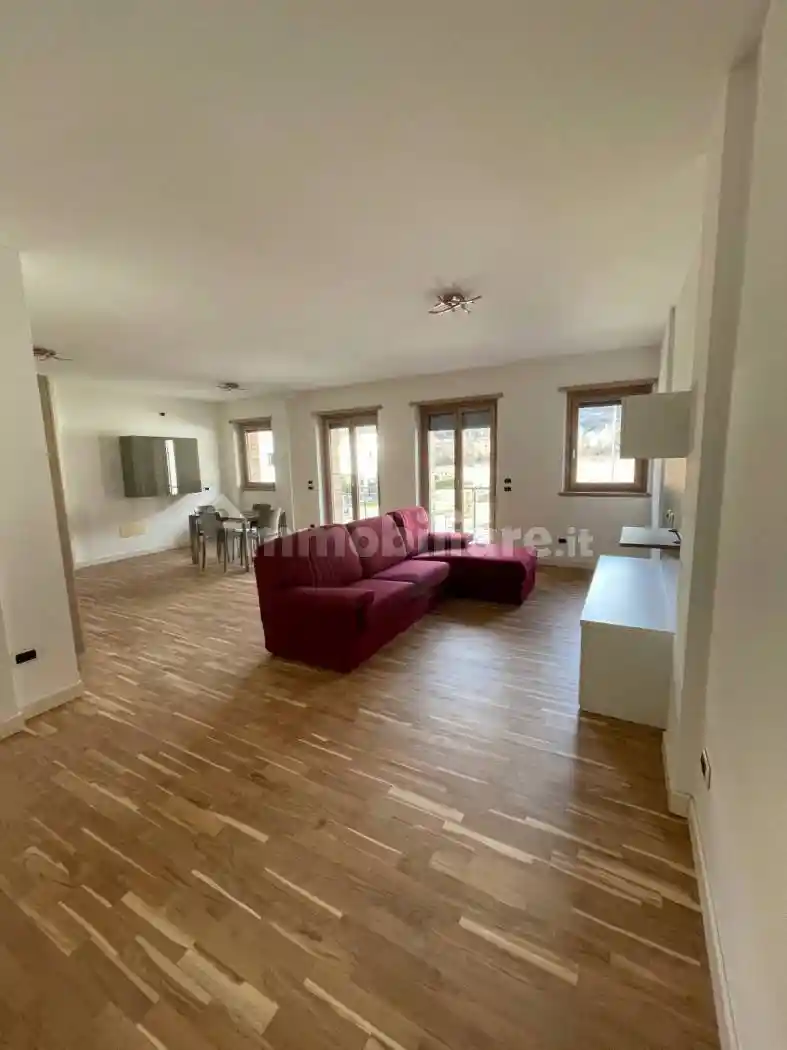 Appartamento in affitto a Tirano