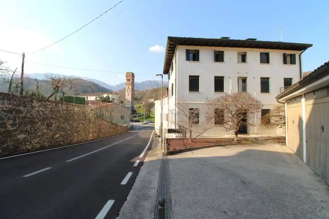 Palazzo - Edificio in vendita a Castelcucco