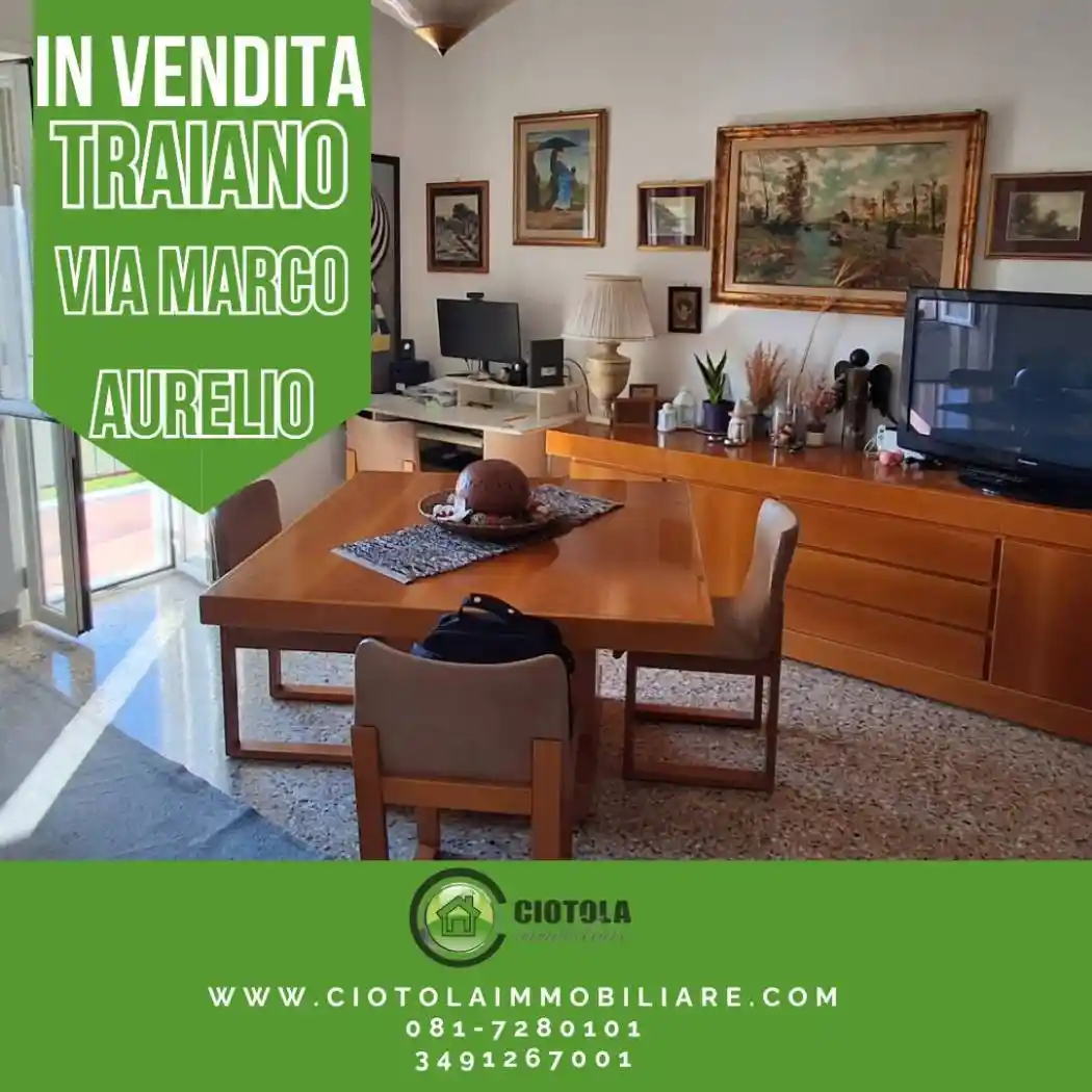 Appartamento in vendita a Napoli