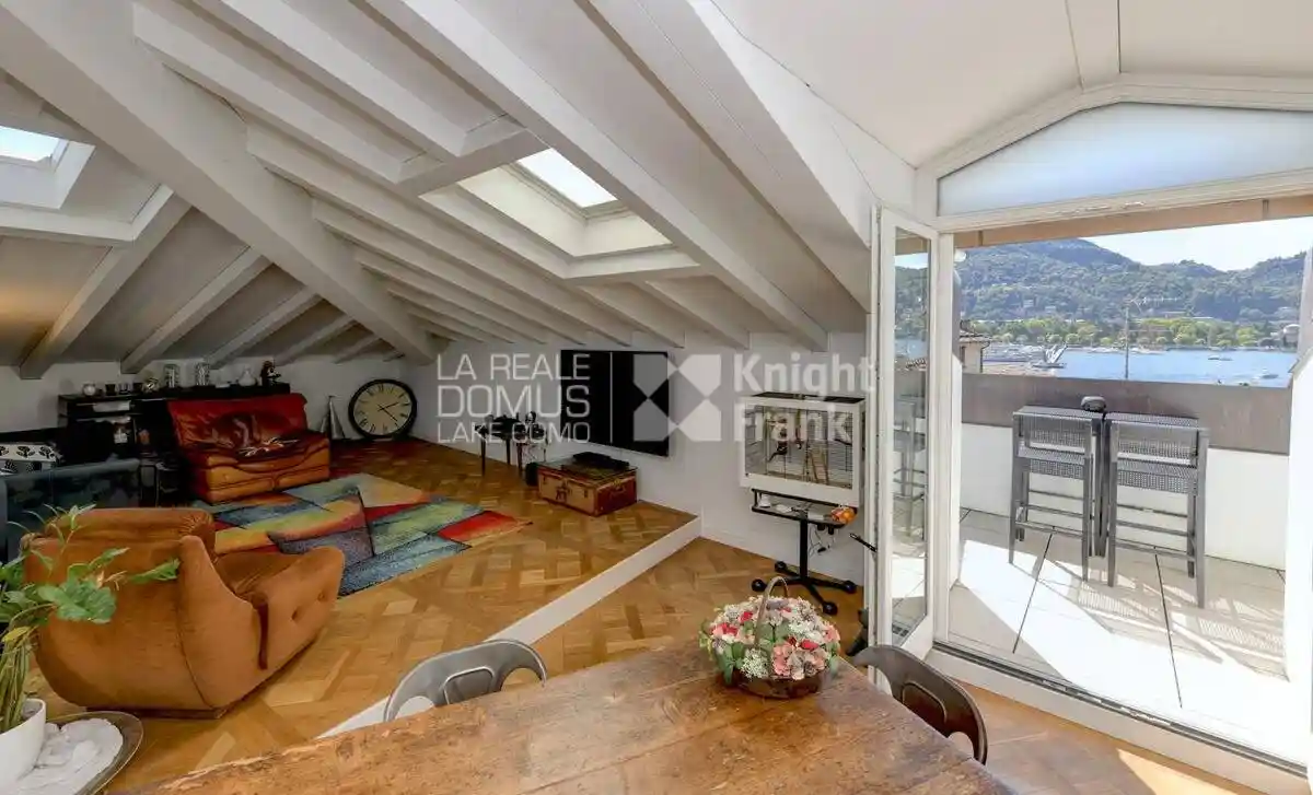 Appartamento in vendita a Como