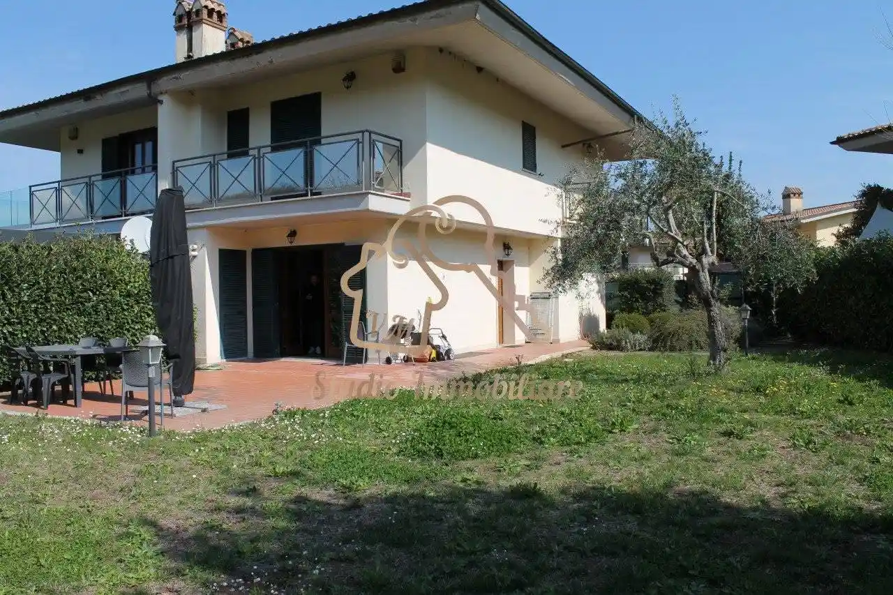 Villa in affitto a Monterosi